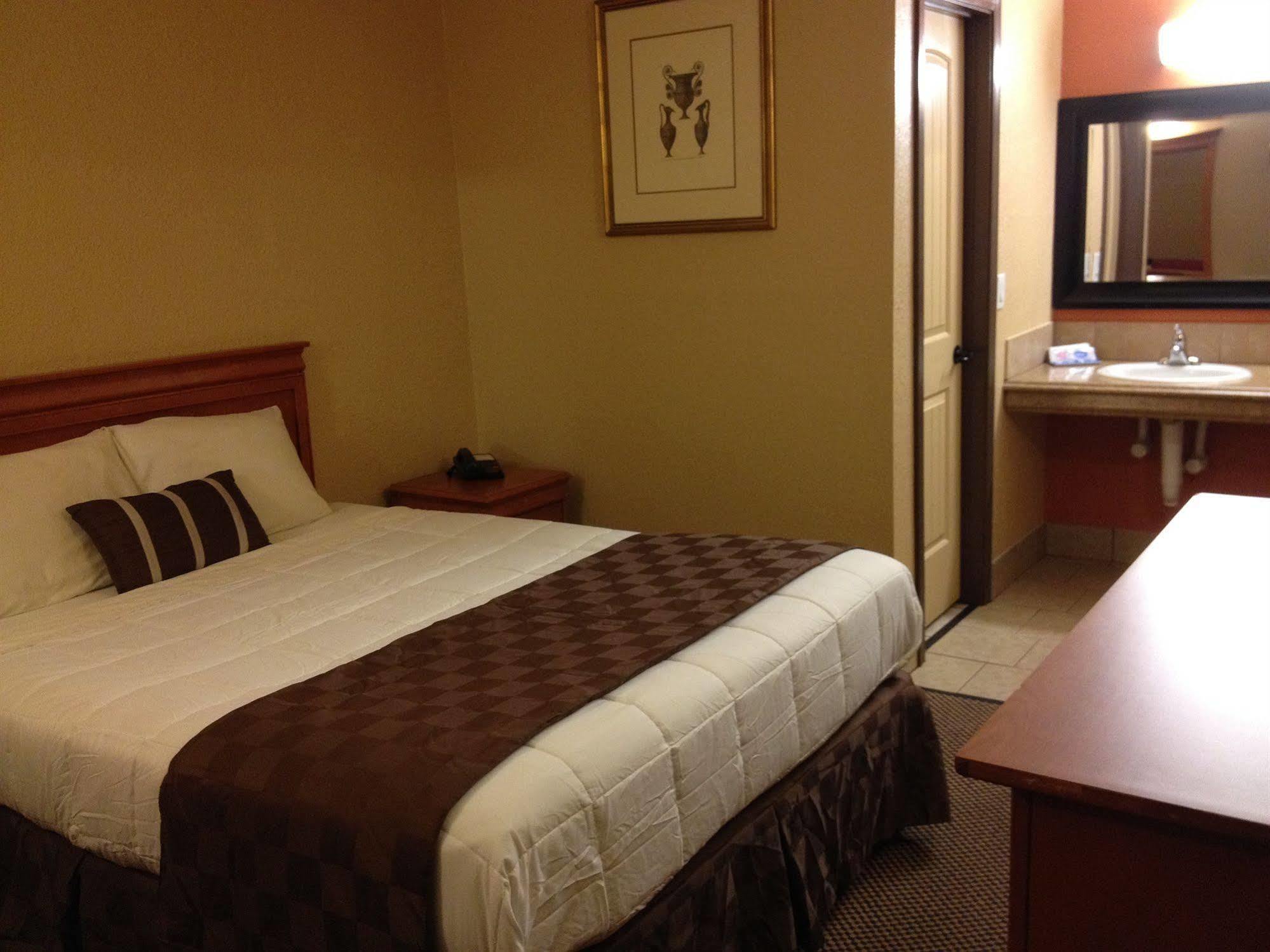 Economy Express Inn Henryetta Exterior foto